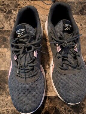 Reebok FuelFoam Athletic Sneakers Grey & Pink Women's Size 10